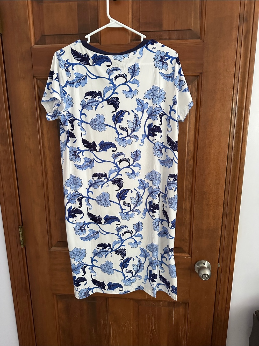 Amanda Blu Nightgown NWT Large Blue White Floral Sleep Dress Soft Cozy - Picture 7 of 8
